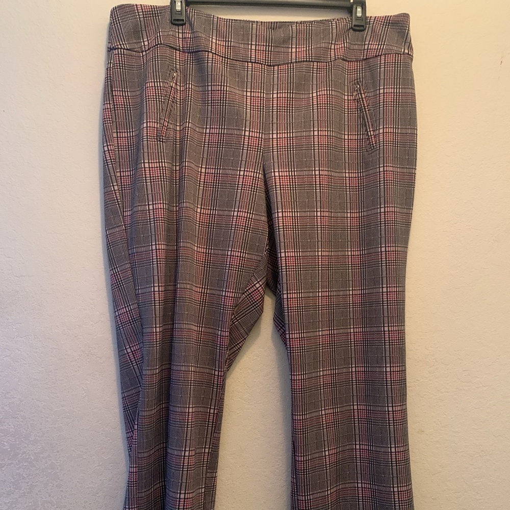 ✨HP✨NWT ashley stewart plaid wide leg pull on pants